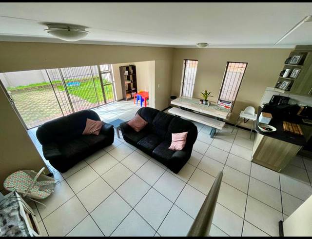 3 BEDROOM PROPERTY TO RENT IN PROTEA HEIGHTS